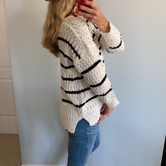 White & Black Stripe Popcorn Texture Sweater - Picture 3 of 7